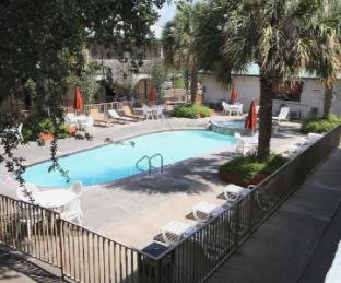 family garden inn and suites