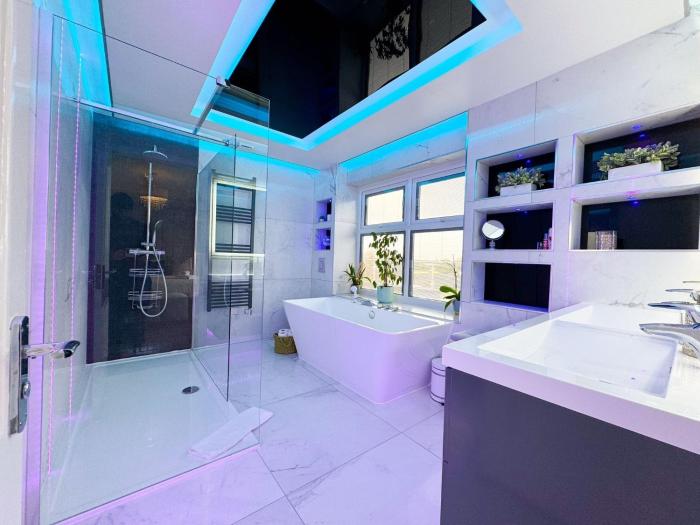 the firs country park