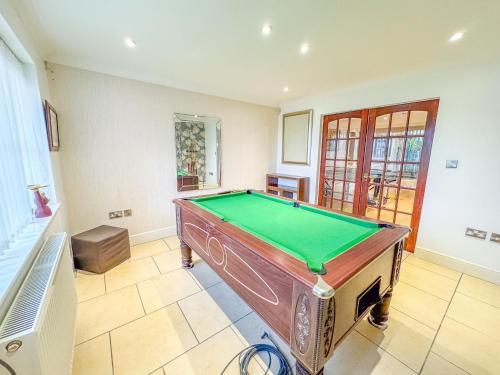 the firs country park