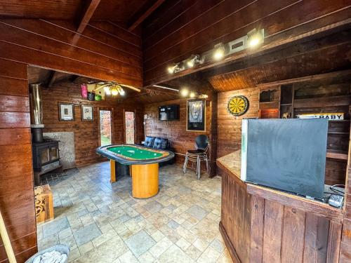 the firs country park