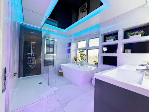 the firs country park