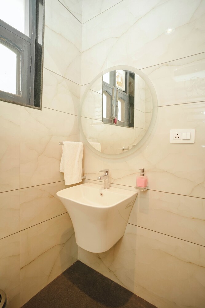 the pine melody 4bhk villa