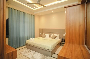 the pine melody 4bhk villa