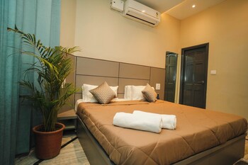 the pine melody 4bhk villa