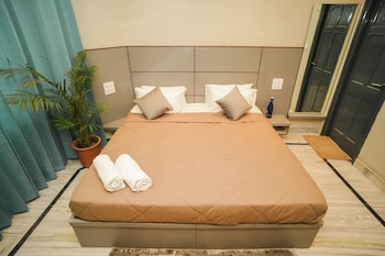 the pine melody 4bhk villa