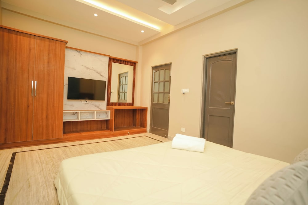 the pine melody 4bhk villa