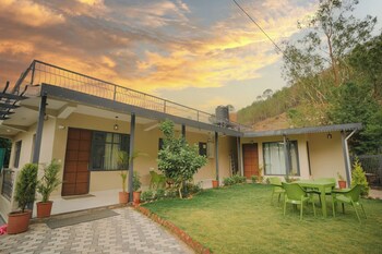 the pine melody 4bhk villa