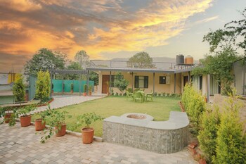the pine melody 4bhk villa