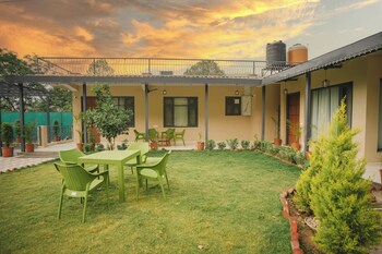 the pine melody 4bhk villa