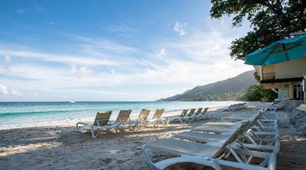 coral strand smart choice hotel