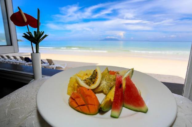 coral strand smart choice hotel