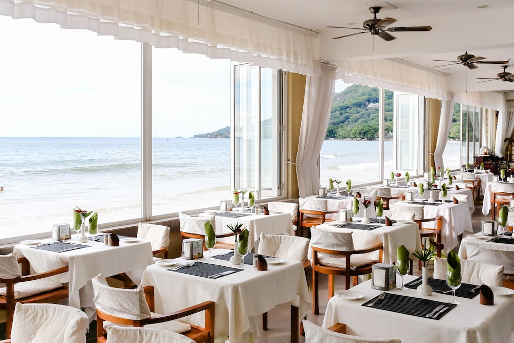 coral strand smart choice hotel