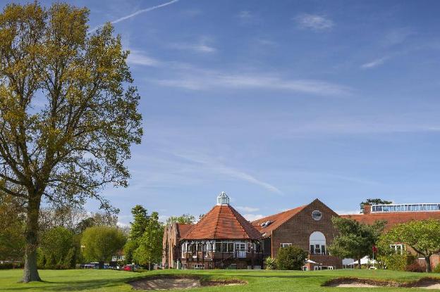 delta hotels by marriott tudor park country club