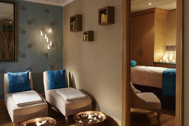 delta hotels by marriott tudor park country club