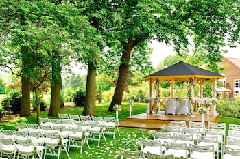 delta hotels by marriott tudor park country club