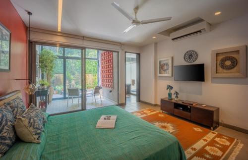 avior by hireavilla 4br w infinity pool in parra
