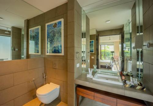 avior by hireavilla 4br w infinity pool in parra