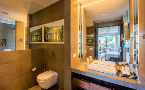 avior by hireavilla 4br w infinity pool in parra