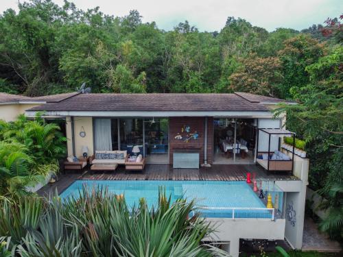 avior by hireavilla 4br w infinity pool in parra