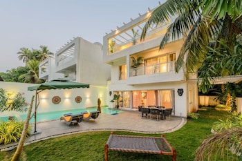 legacy by hireavilla full field view villa w pool