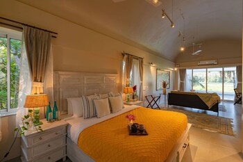 legacy by hireavilla full field view villa w pool