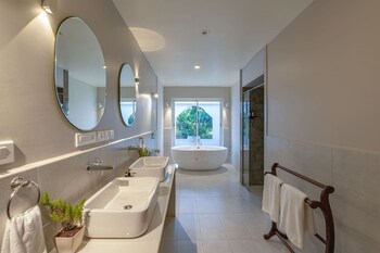 legacy by hireavilla full field view villa w pool