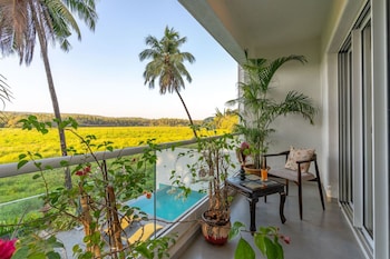 legacy by hireavilla full field view villa w pool