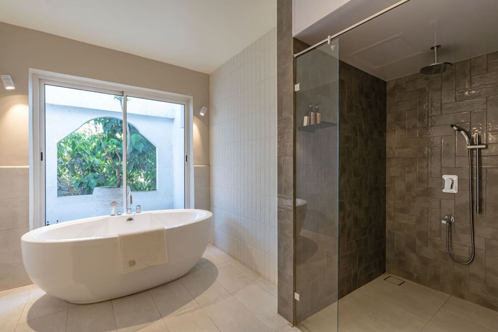 legacy by hireavilla full field view villa w pool