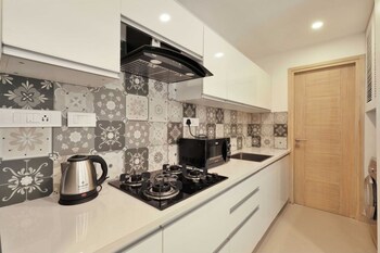 cozy 1br with pool only 1km from candolim beach