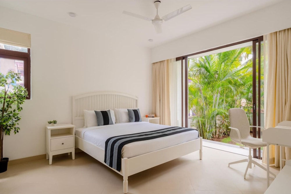 cozy 1br with pool only 1km from candolim beach