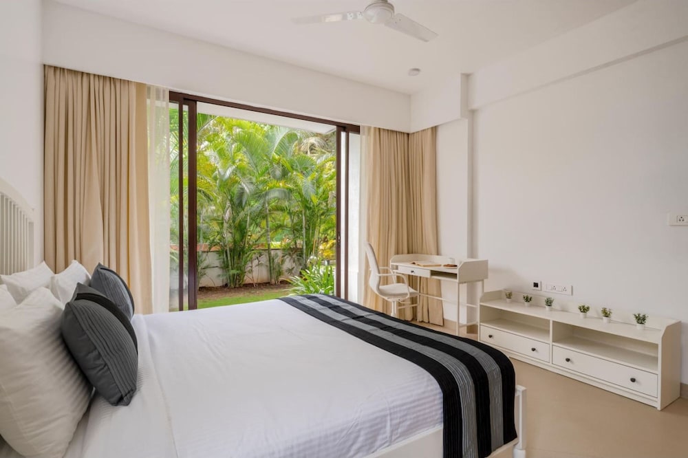 cozy 1br with pool only 1km from candolim beach