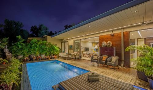elara by hireavilla 4br w infinity pool parra