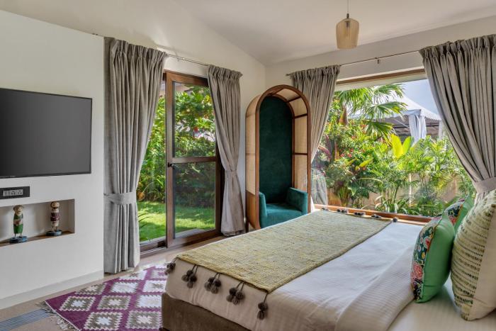 inaari 5br w private pool 5km to anjuna beach