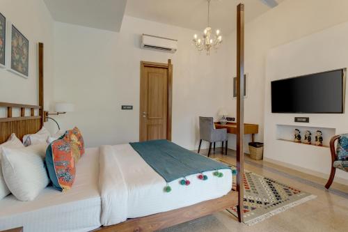 inaari 5br w private pool 5km to anjuna beach