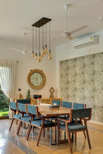 inaari 5br w private pool 5km to anjuna beach