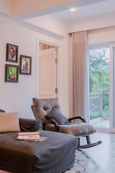 irene altezza by hireavilla 2 3br apt with pool