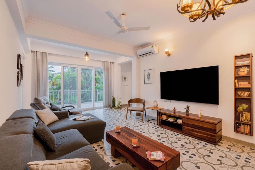 irene altezza by hireavilla 2 3br apt with pool