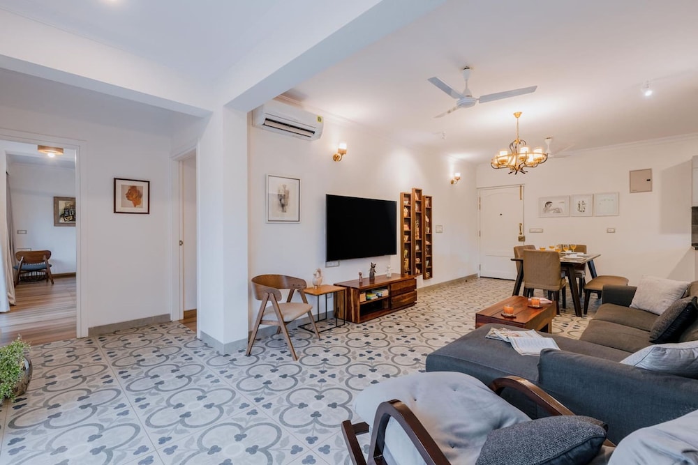 irene altezza by hireavilla 2 3br apt with pool