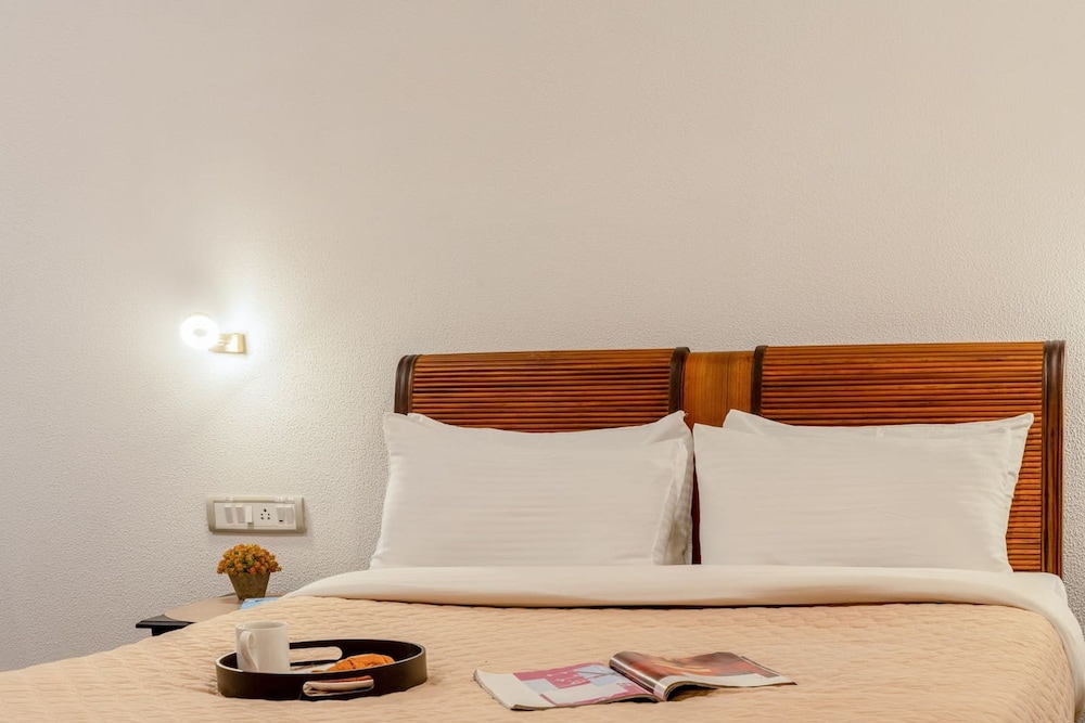 irene altezza by hireavilla 2 3br apt with pool