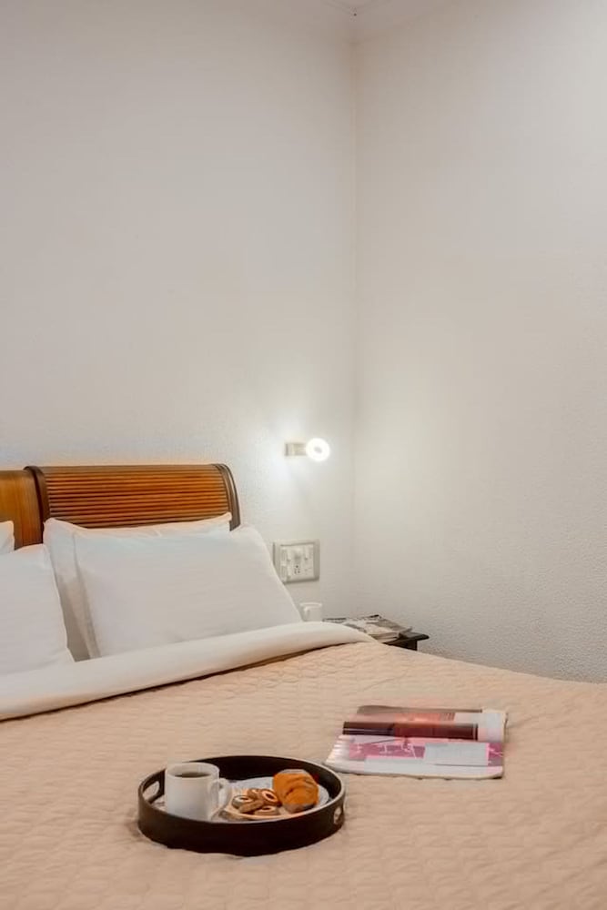 irene altezza by hireavilla 2 3br apt with pool