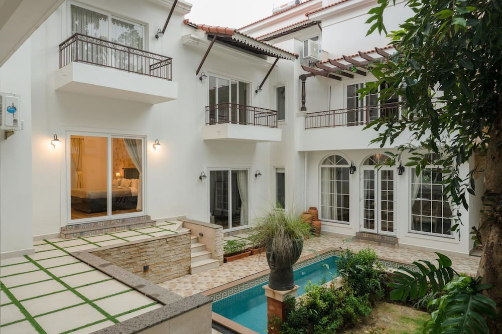 casa del leon by hireavilla 3br w pool in assagao