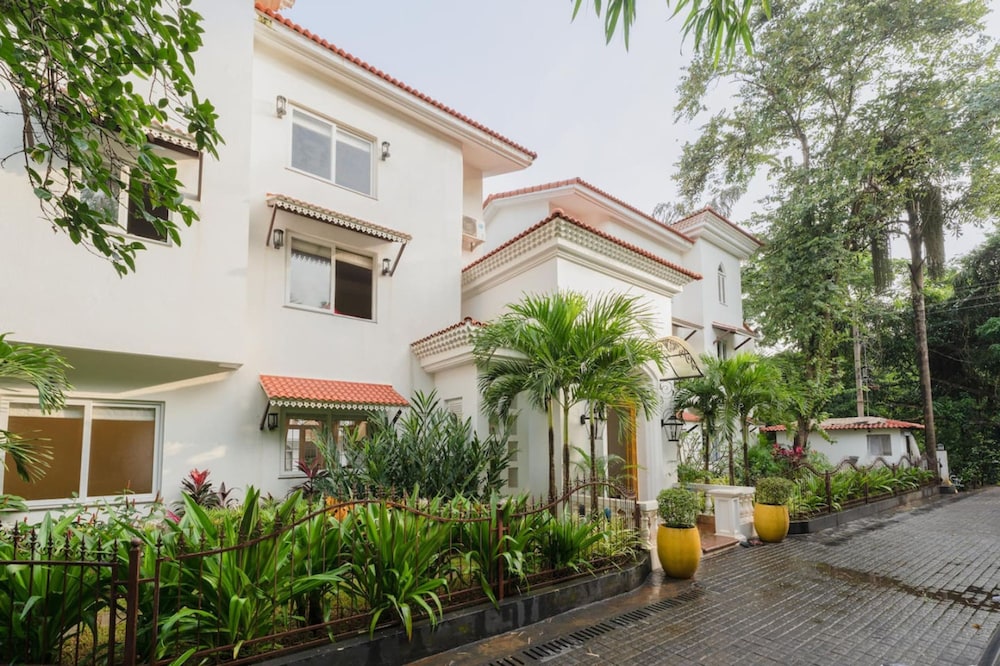 casa del leon by hireavilla 3br w pool in assagao