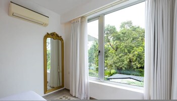 2bhk w pvt pool 10 mins from beach villa venus