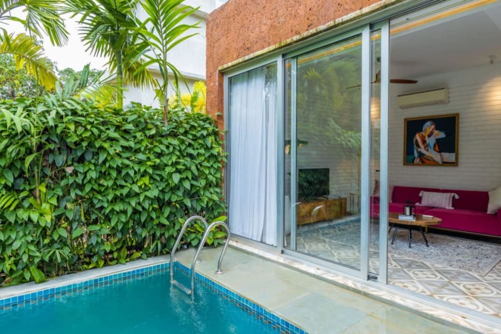 2bhk w pvt pool 10 mins from beach villa venus