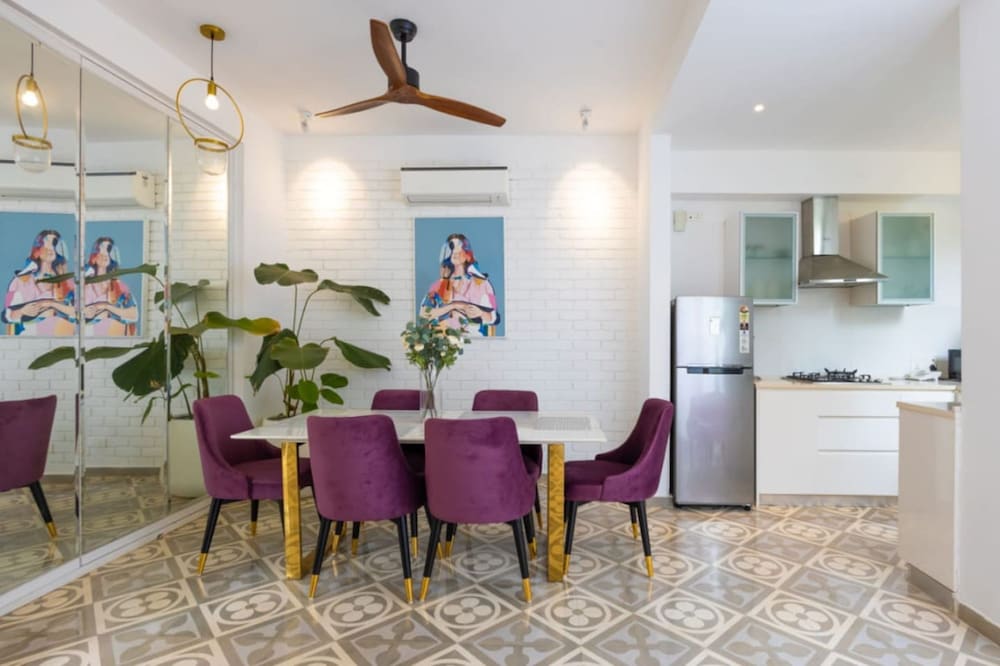 2bhk w pvt pool 10 mins from beach villa venus