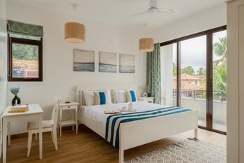 spacious 3 br apartment with pool in candolim