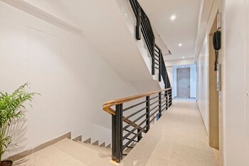 spacious 3 br apartment with pool in candolim