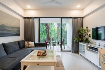 1br in candolim walking distance from beach