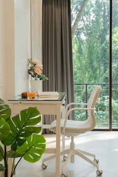 1br in candolim walking distance from beach