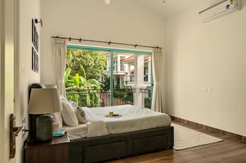 3bhk villa w private pool assagao villa c leste